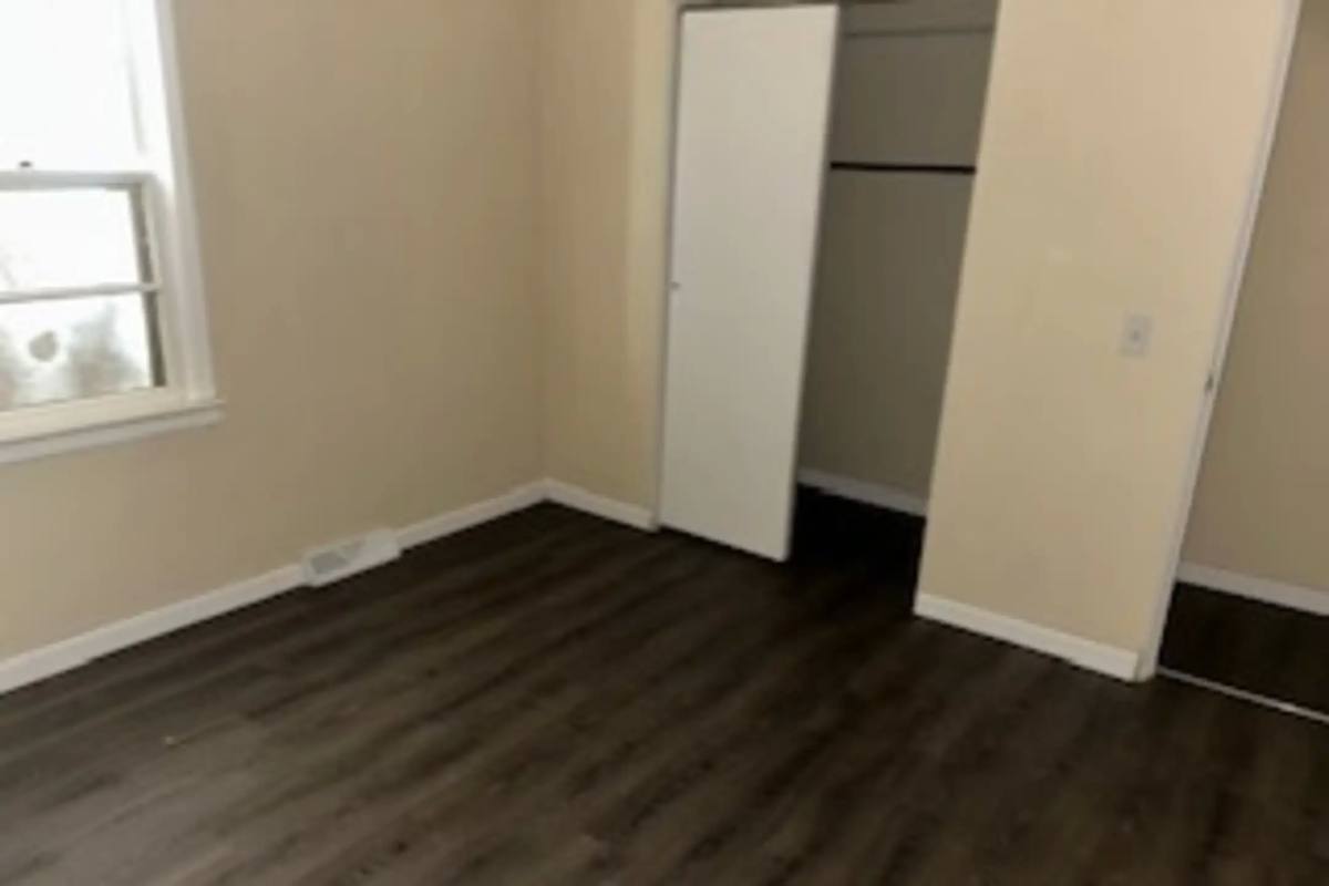 House for rent at 224 Julian Ave, East Saint Louis, IL 62206