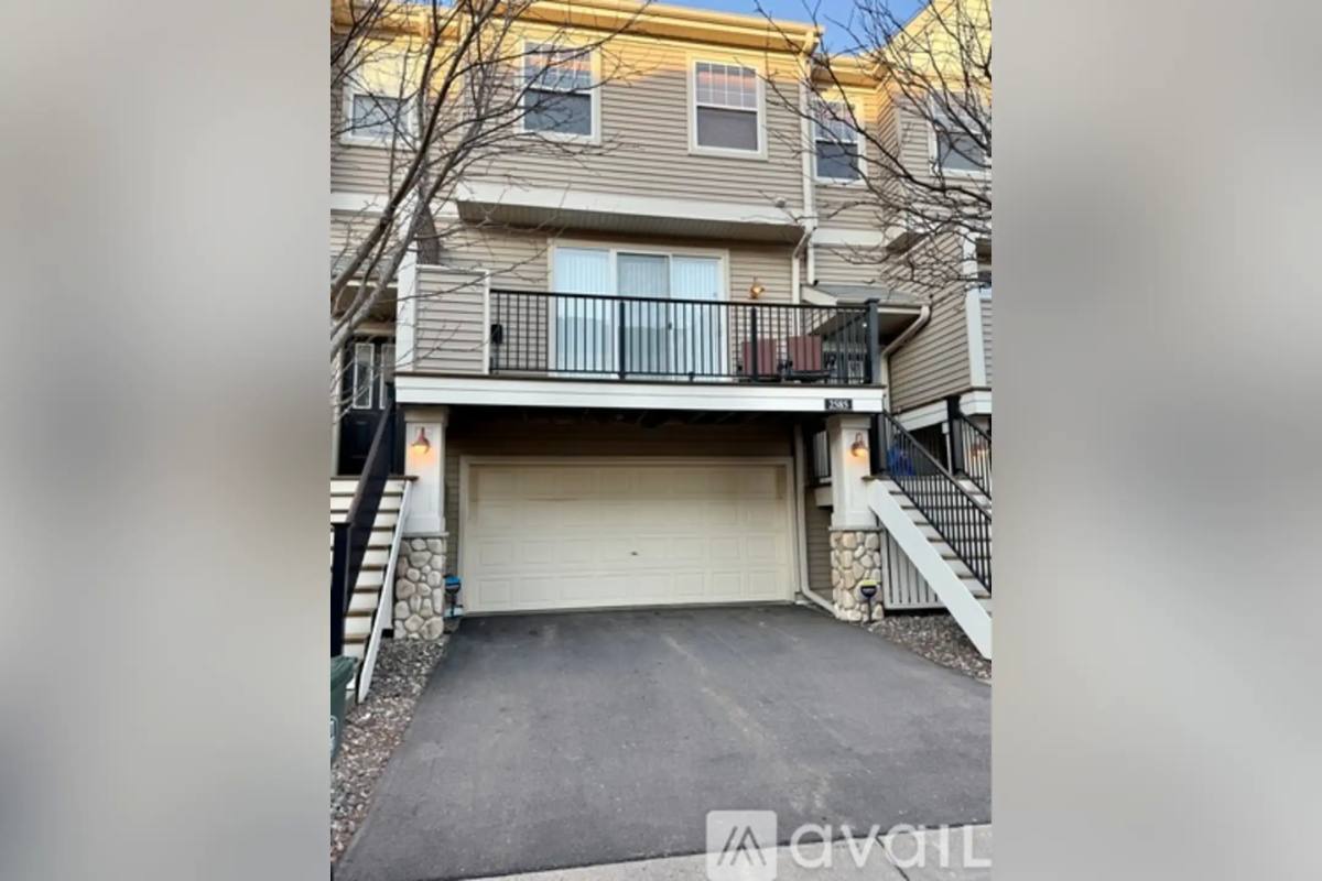 Townhouse for rent at 2585 136th St W #124, Rosemount, MN 55068