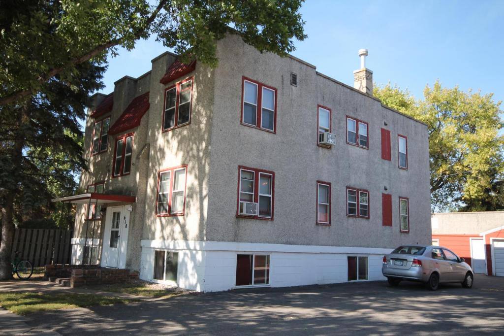 618 2nd Ave N, Grand Forks, ND 58203