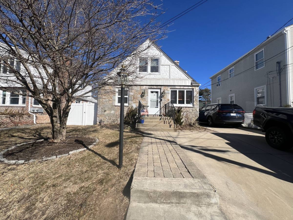 Apartment for rent at 19 Joy St, Providence, RI 02908