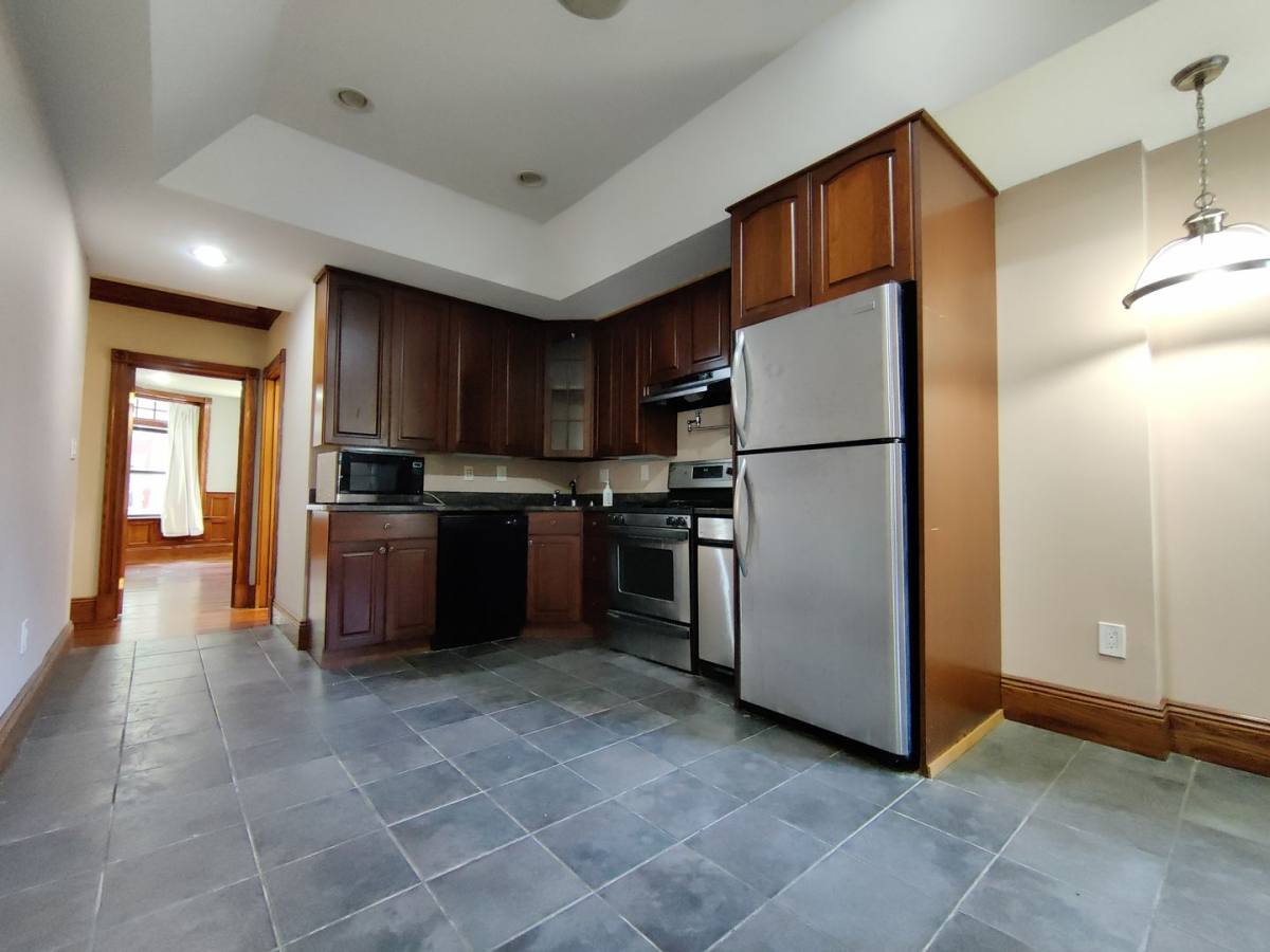 Apartment for rent at 9 Strathmore Rd #3E, Brookline, MA 02445