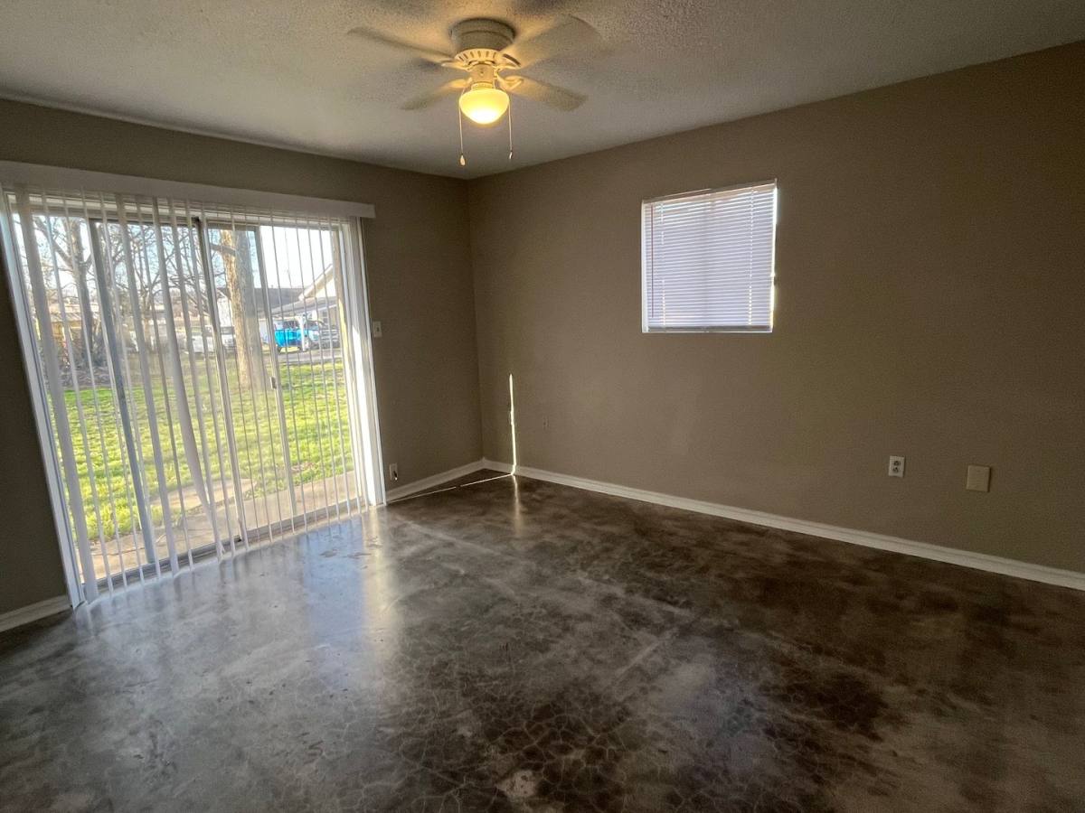 Apartment for rent at 210 E Parkway A-D, Russellville, AR 72801