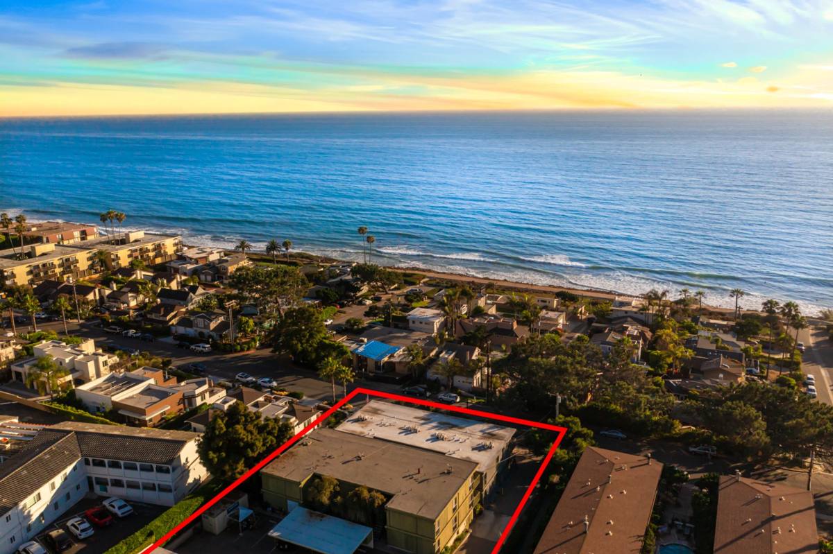 Apartment for rent at 615 Stratford Court, Del Mar, CA 92014
