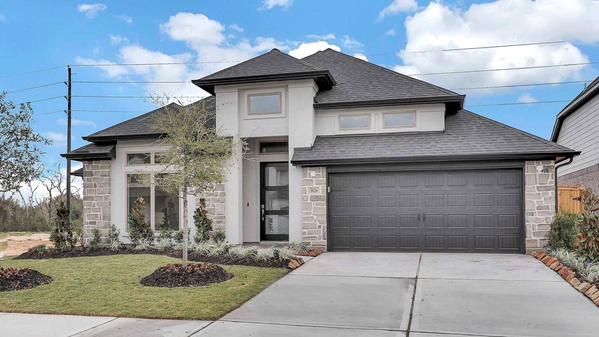 House for rent at 5026 Albany Shores Lane, Fulshear, TX 77441