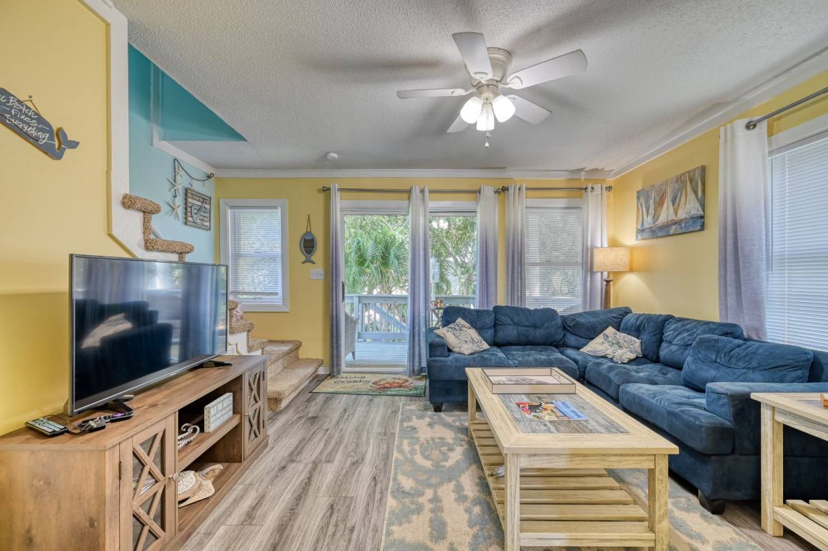 Townhouse for rent at 1973 New River Inlet Rd, Sneads Ferry, NC 28460