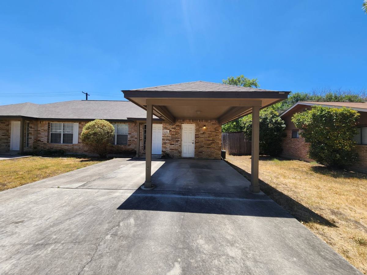 House for rent at 251 Glenbrook, New Braunfels, TX 78130