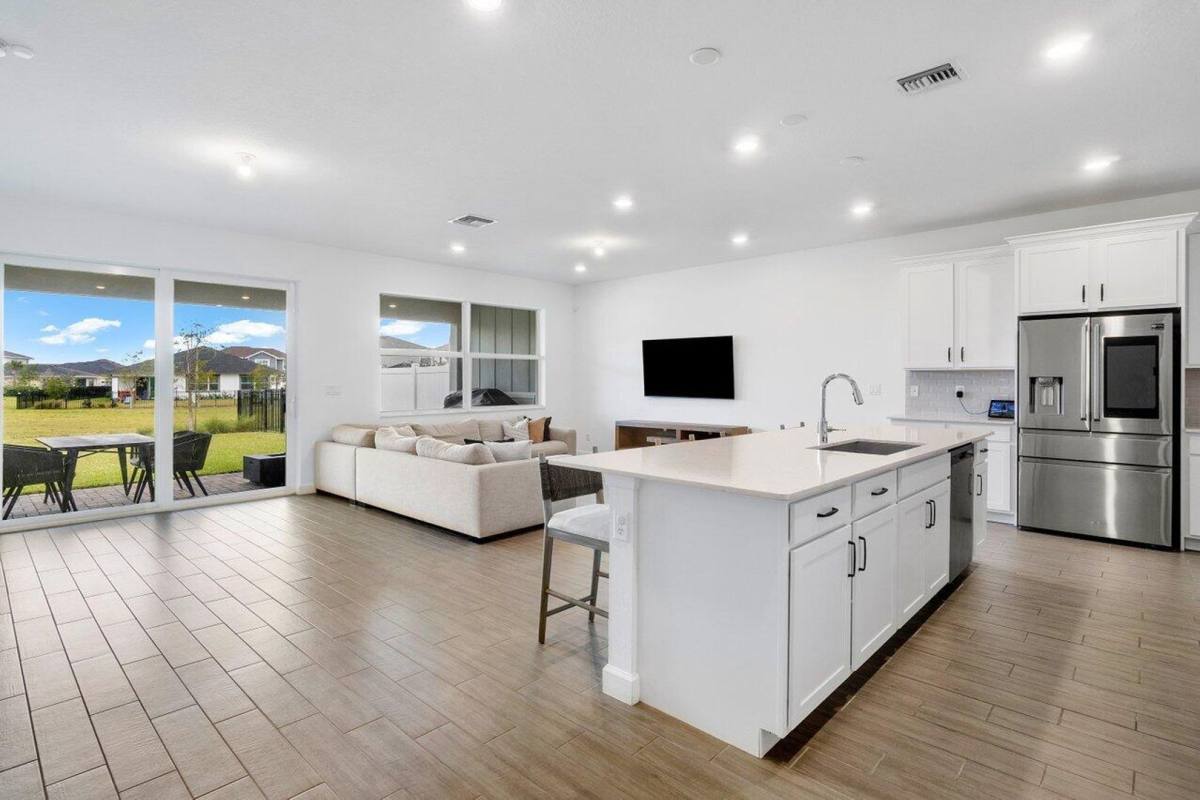 House for rent at 1406 Arrowhead Point Rd, Loxahatchee, FL 33470
