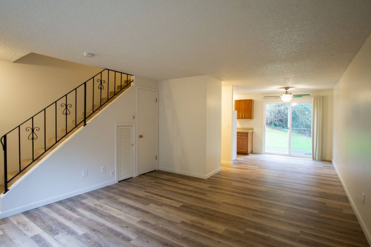 Townhouse for rent at 3595 Cedar Oak Dr, West Linn, OR 97068