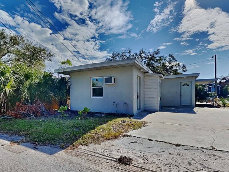 House for rent at 709 Paris Ave S #B, Saint Petersburg, FL 33701