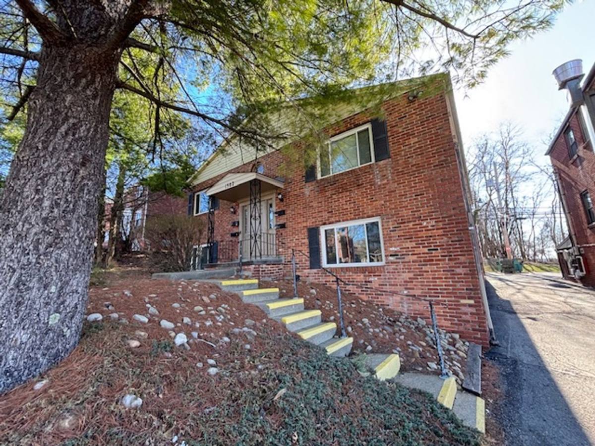 Apartment for rent at 1502 Radford Rd, Pittsburgh, PA 15227