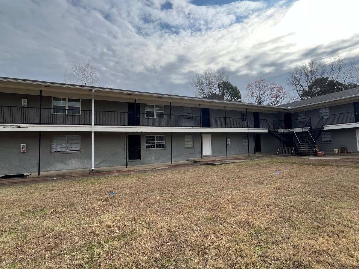 Apartment for rent at 1910 - 1911 S El Paso, Russellville, AR 72801