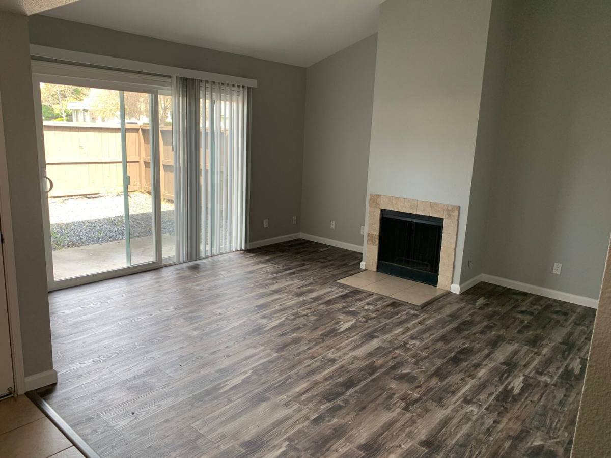 Townhouse for rent at 6250 Havenside Dr, Sacramento, CA 95831