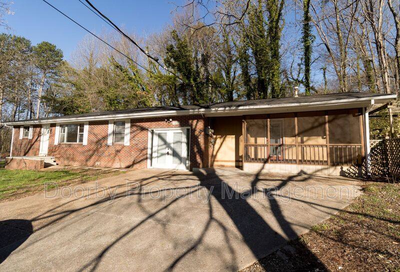 House for rent at 1011 Dry Creek Lane, Hixson, TN 37343