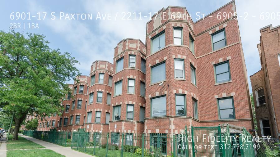 Apartment for rent at 6901-17 S Paxton Ave 2211-17 E 69th St #G, Chicago, IL 60649