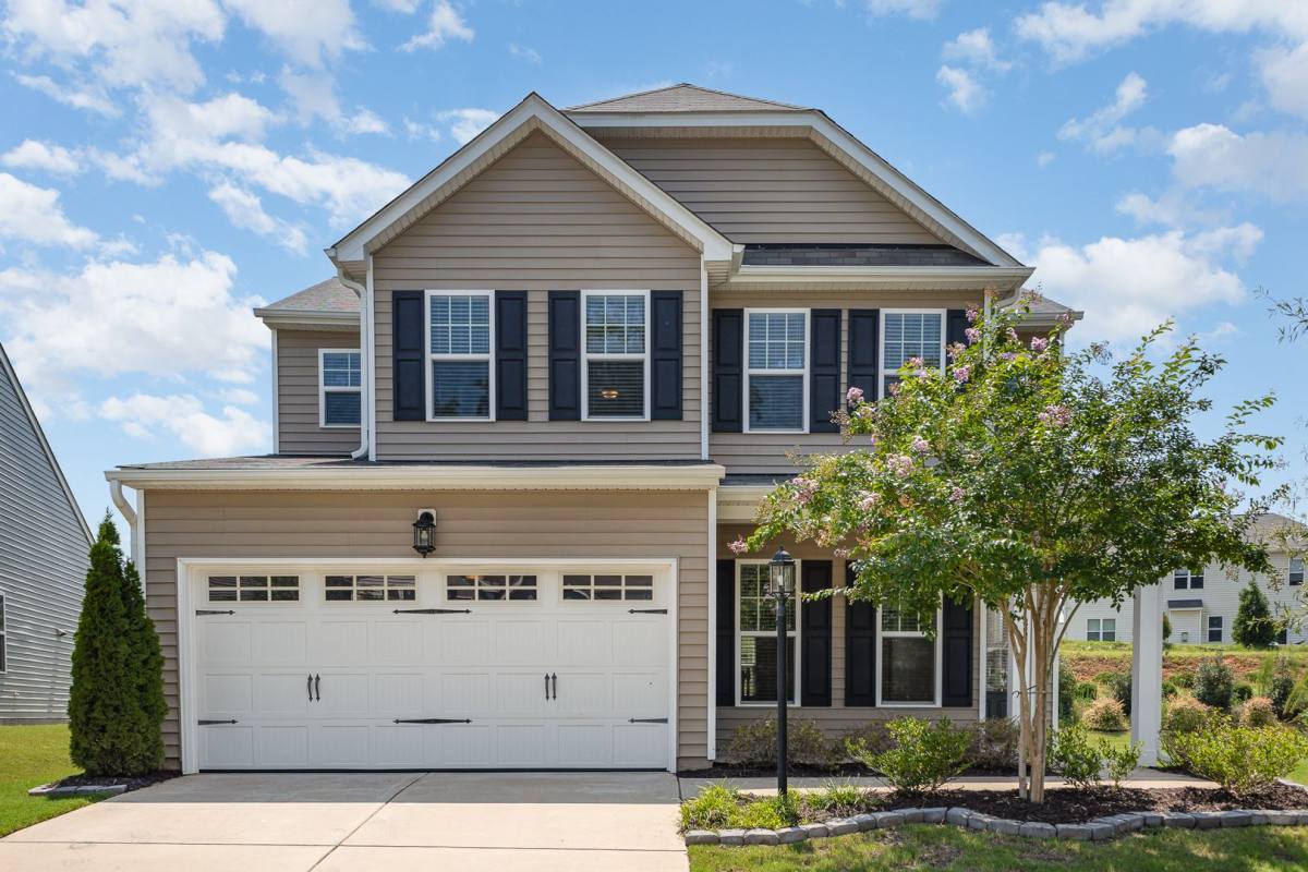 House for rent at 31 W Copenhaver Dr, Clayton, NC 27527