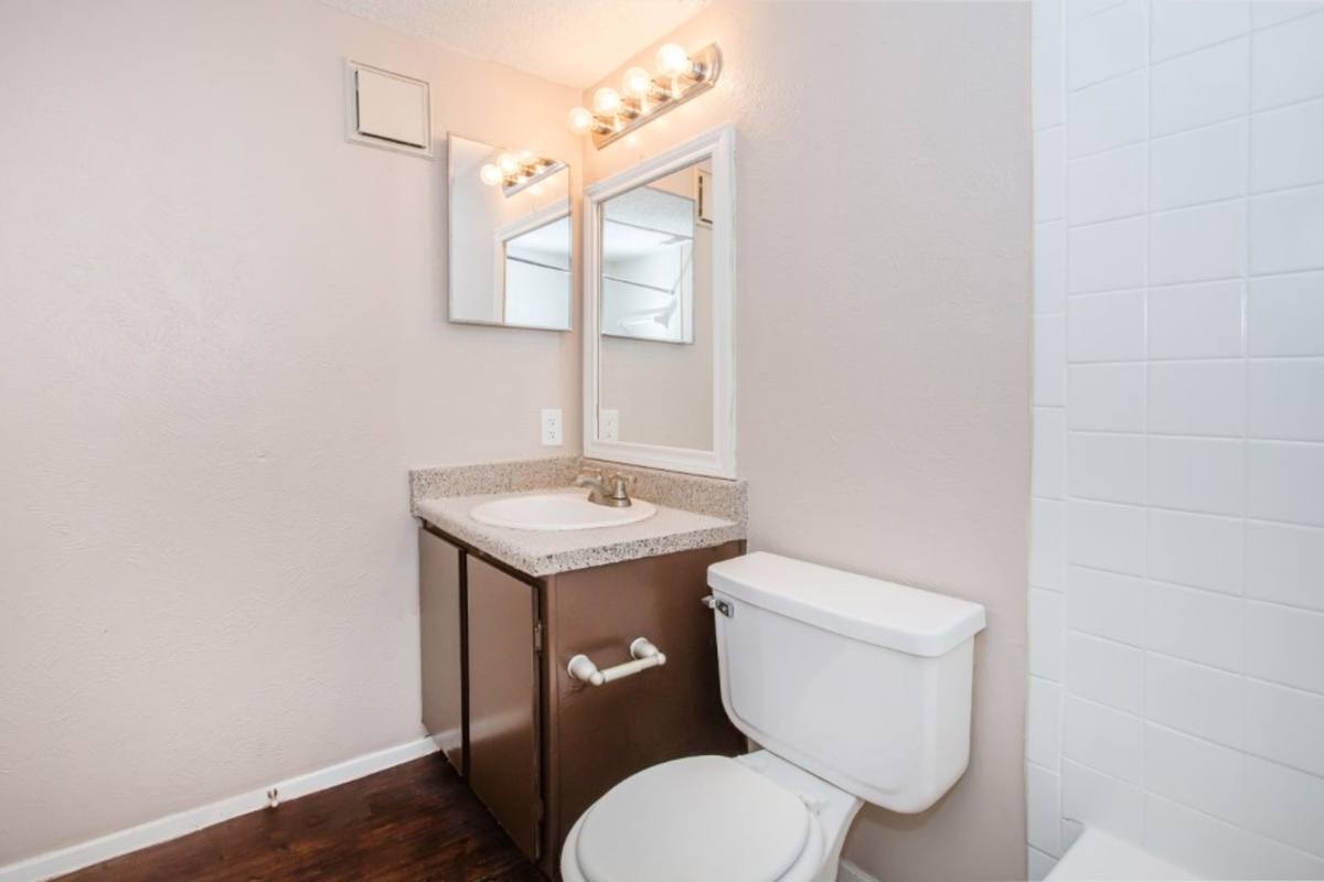 Apartment for rent at 2408 Forest Oaks Lane, Arlington, TX 76006