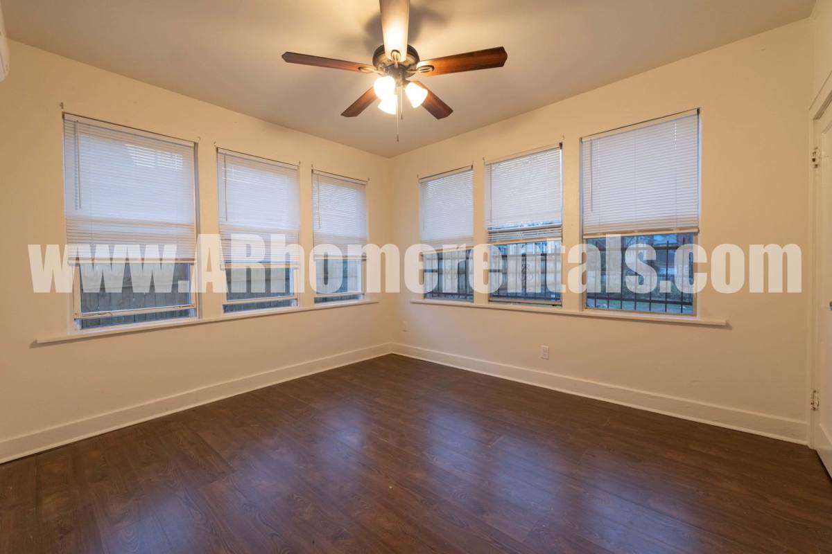 Apartment for rent at 2116 Cumberland St, Little Rock, AR 72206