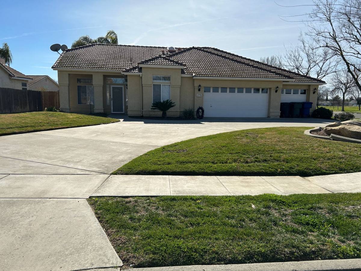 House for rent at 375 Brentwood, Lemoore, CA 93245