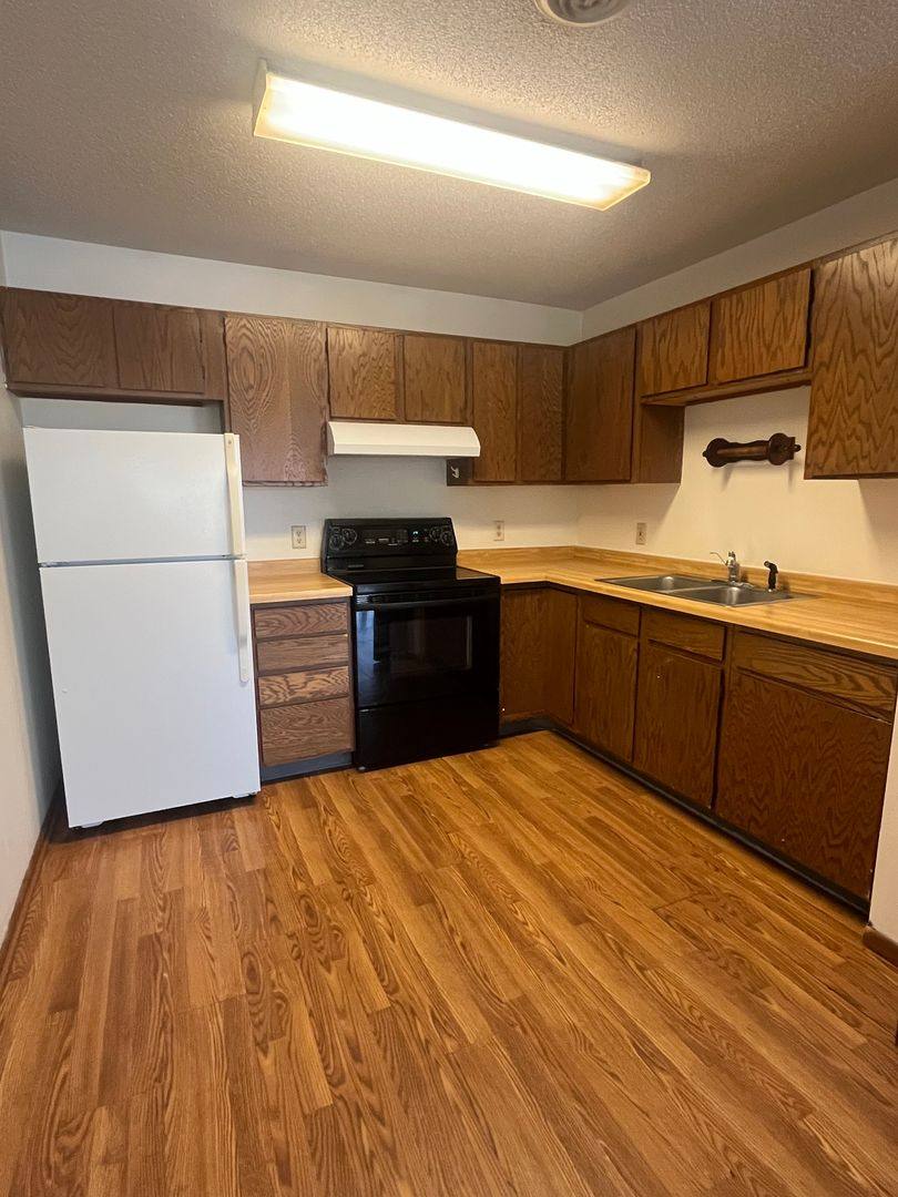 Apartment for rent at 532-536 Jefferson St, Mauston, WI 53948