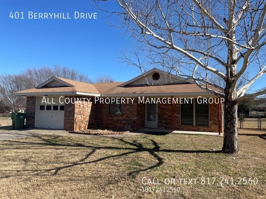 House for rent at 401 Berryhill Dr, Springtown, TX 76082
