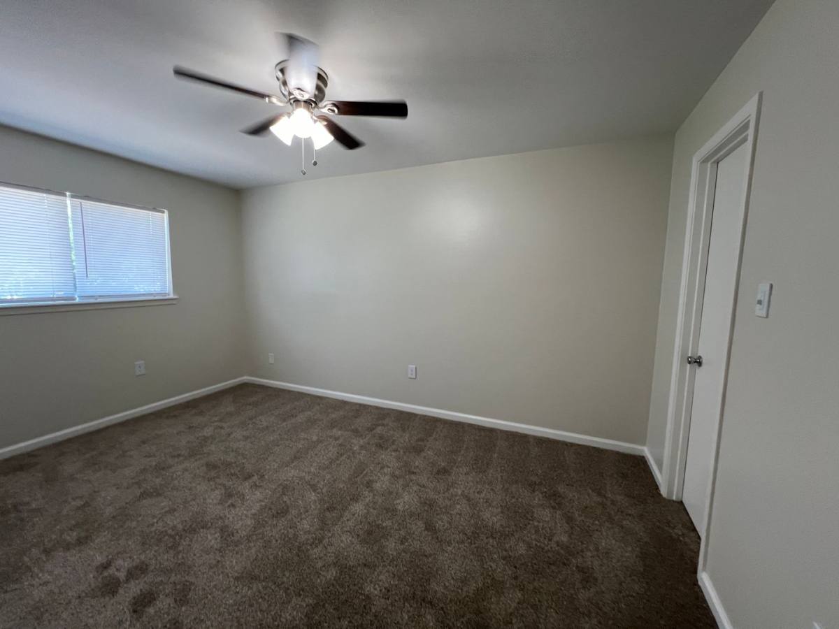 Apartment for rent at 130 Oyster Creek Dr, Lake Jackson, TX 77566