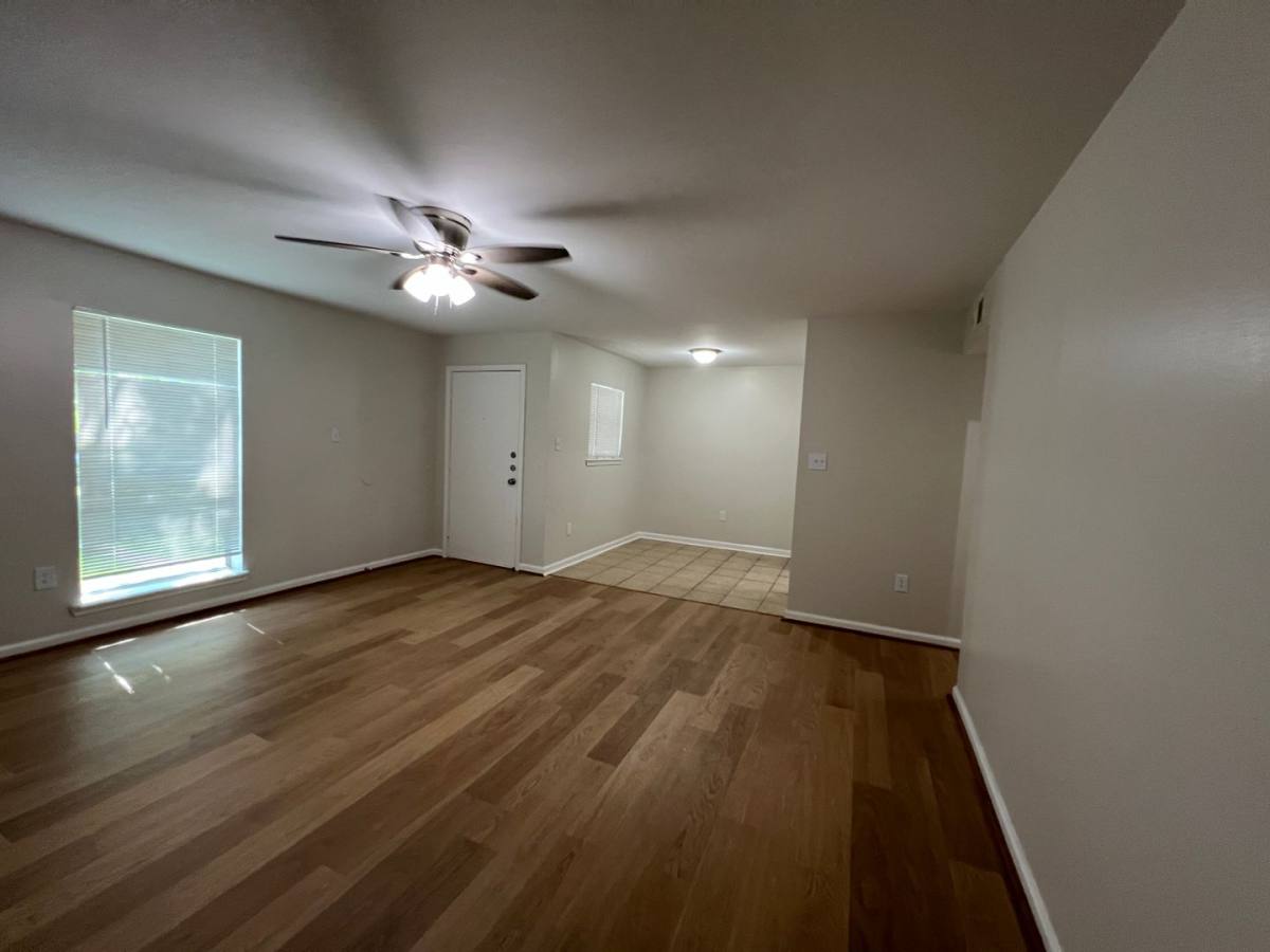 Apartment for rent at 130 Oyster Creek Dr, Lake Jackson, TX 77566