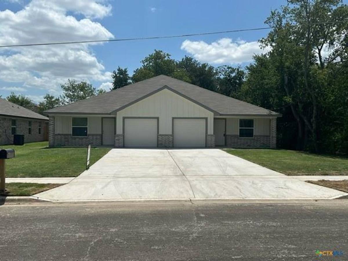 Apartment for rent at 206 Washington St, Copperas Cove, TX 76522