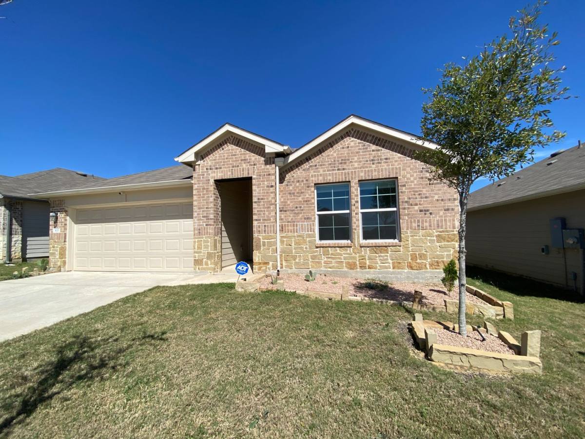 House for rent at 833 Pronghorn Trail, Seguin, TX 78155