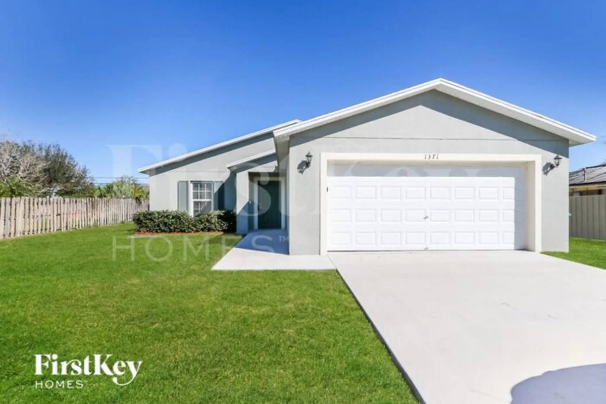 House for rent at 1371 SW Sudder Ave, Port Saint Lucie, FL 34953