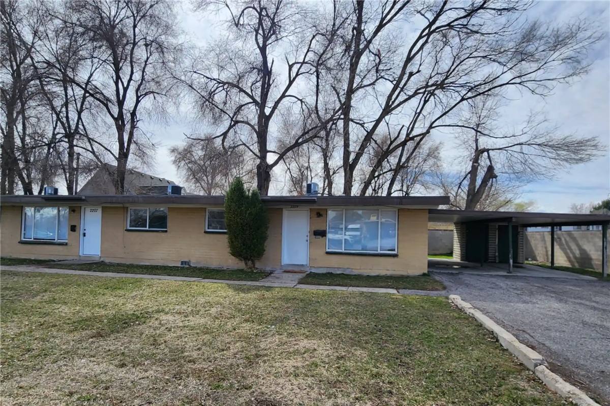 Townhouse for rent at 2203 W 3650 S #2209, West Valley City, UT 84119