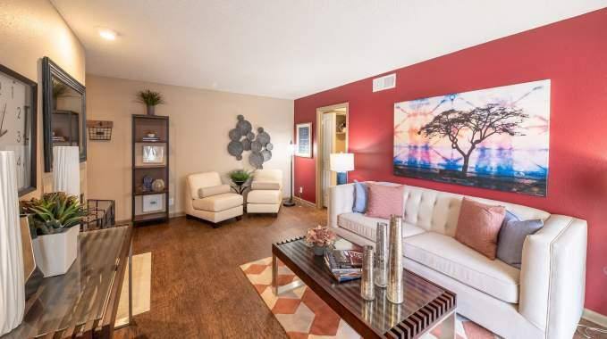 Apartment for rent at 3725 W Northgate Dr, Irving, TX 75062