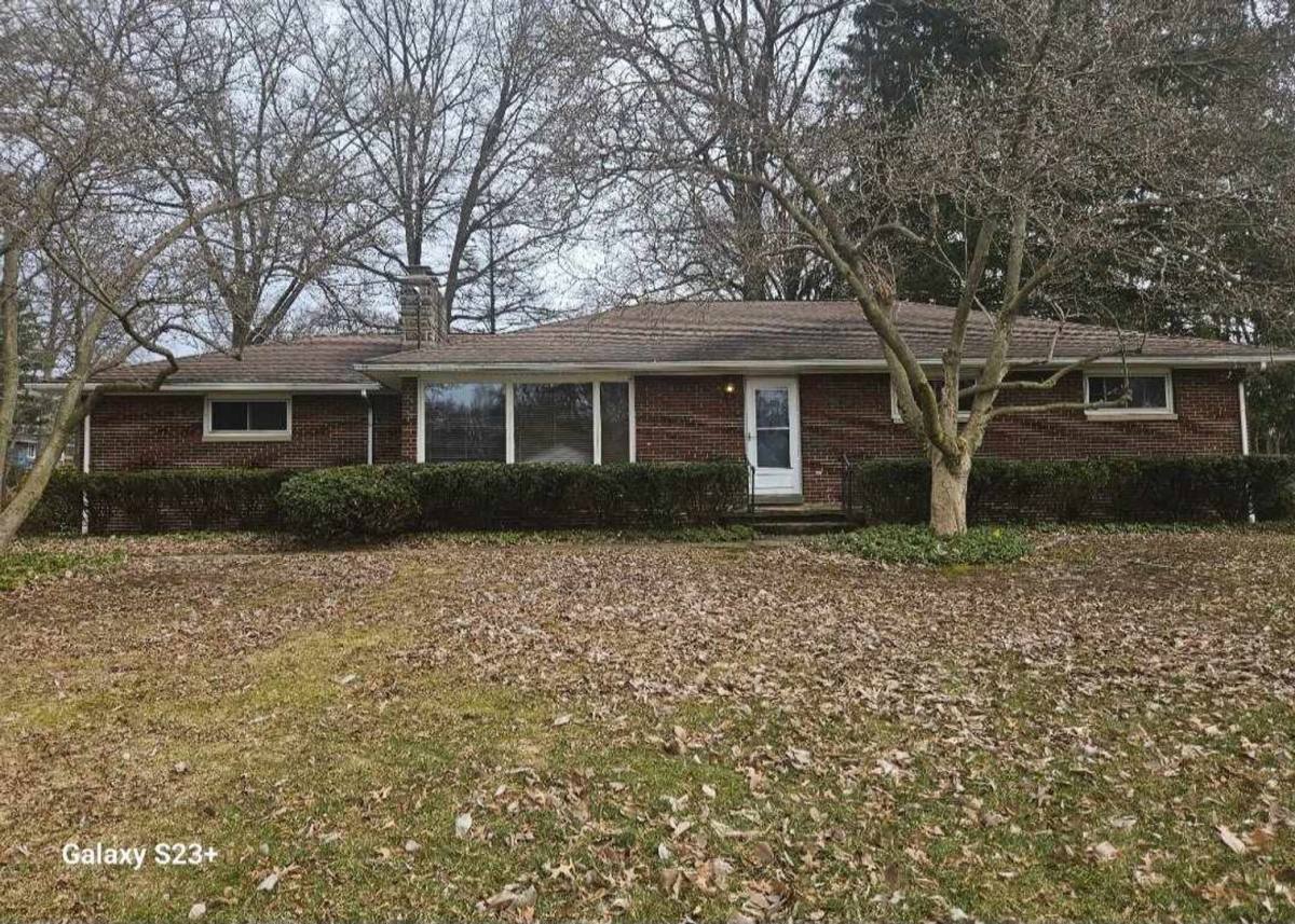 House for rent at 422 Fernwood Ave, Tallmadge, OH 44278
