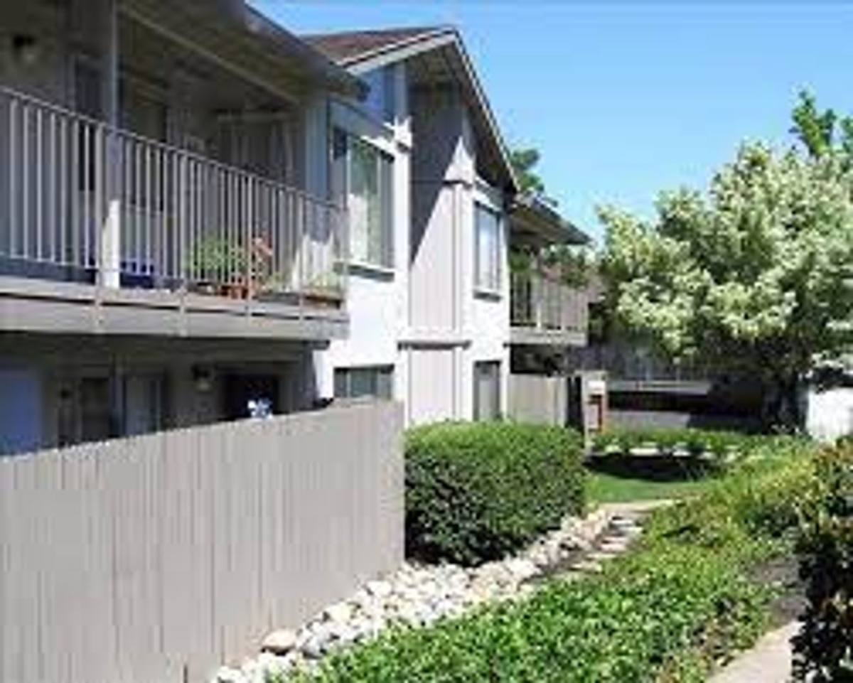 Apartment for rent at 4922 Vir Mar St, Fair Oaks, CA 95628