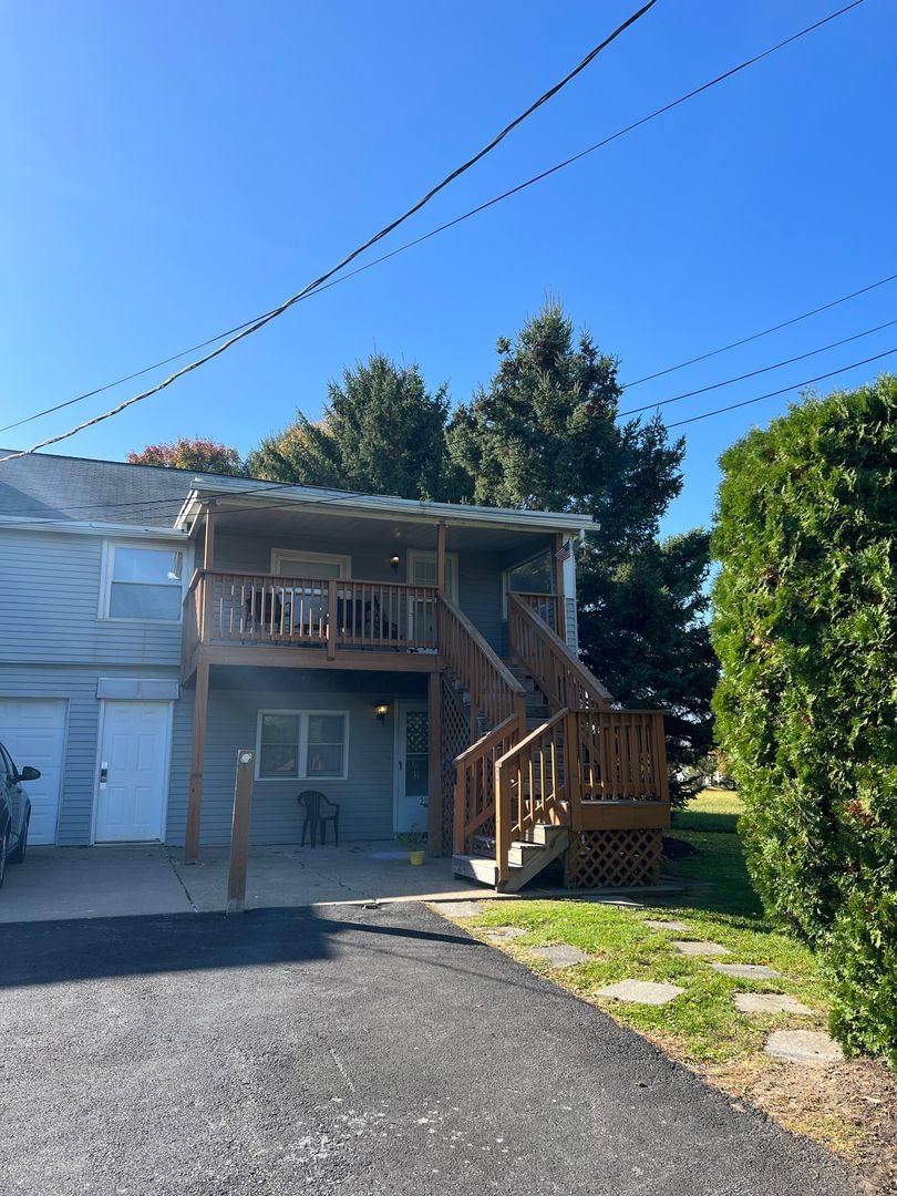 Apartment for rent at 8361 Schantz Rd, Breinigsville, PA 18031