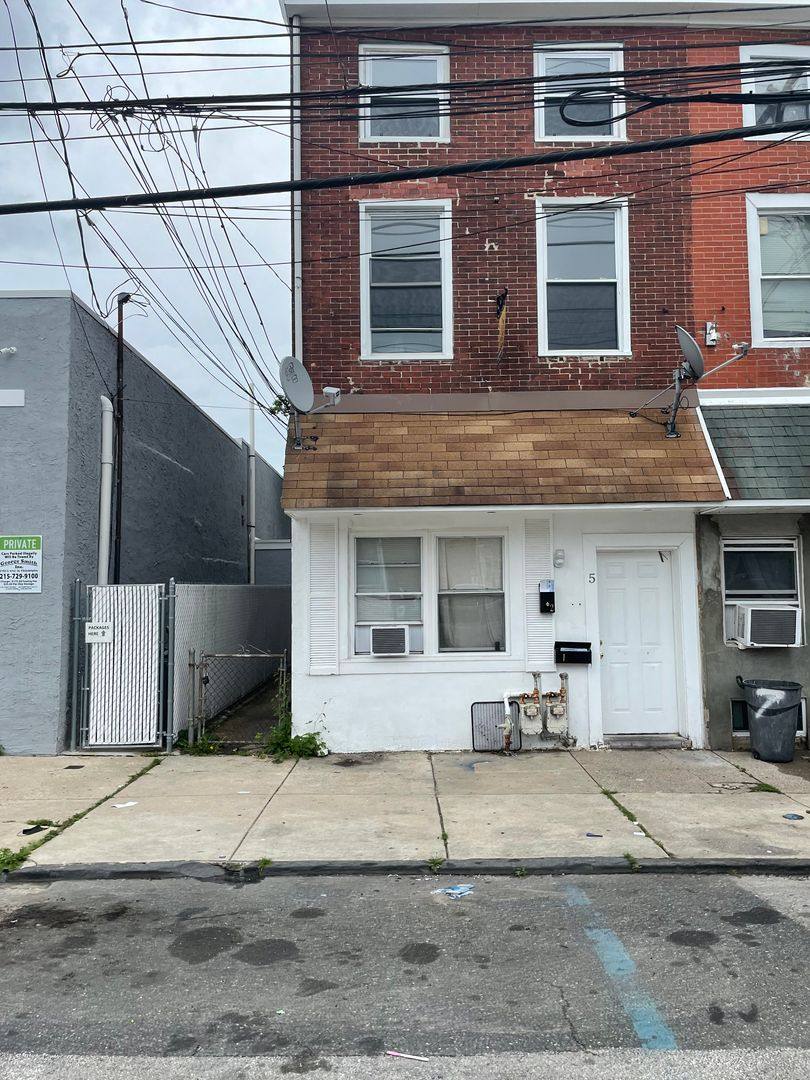 Apartment for rent at 5 S 5th St, Darby, PA 19023