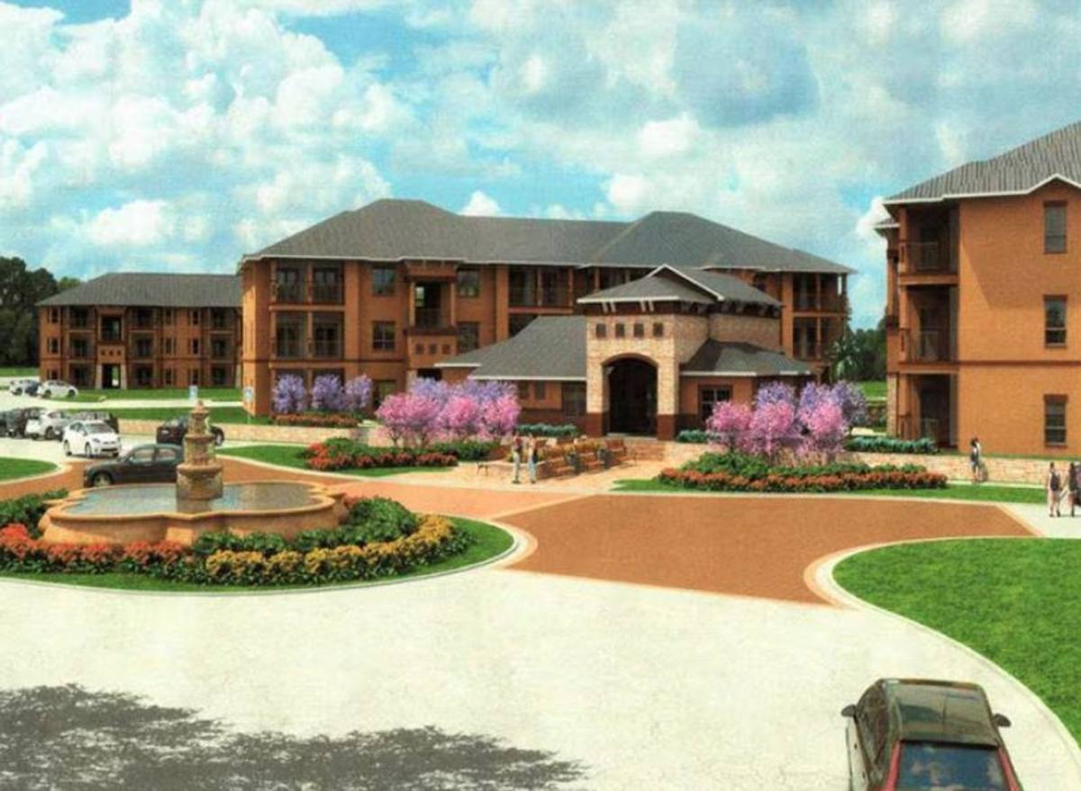 Apartment for rent at 1270 W Oaklawn Rd, Pleasanton, TX 78064