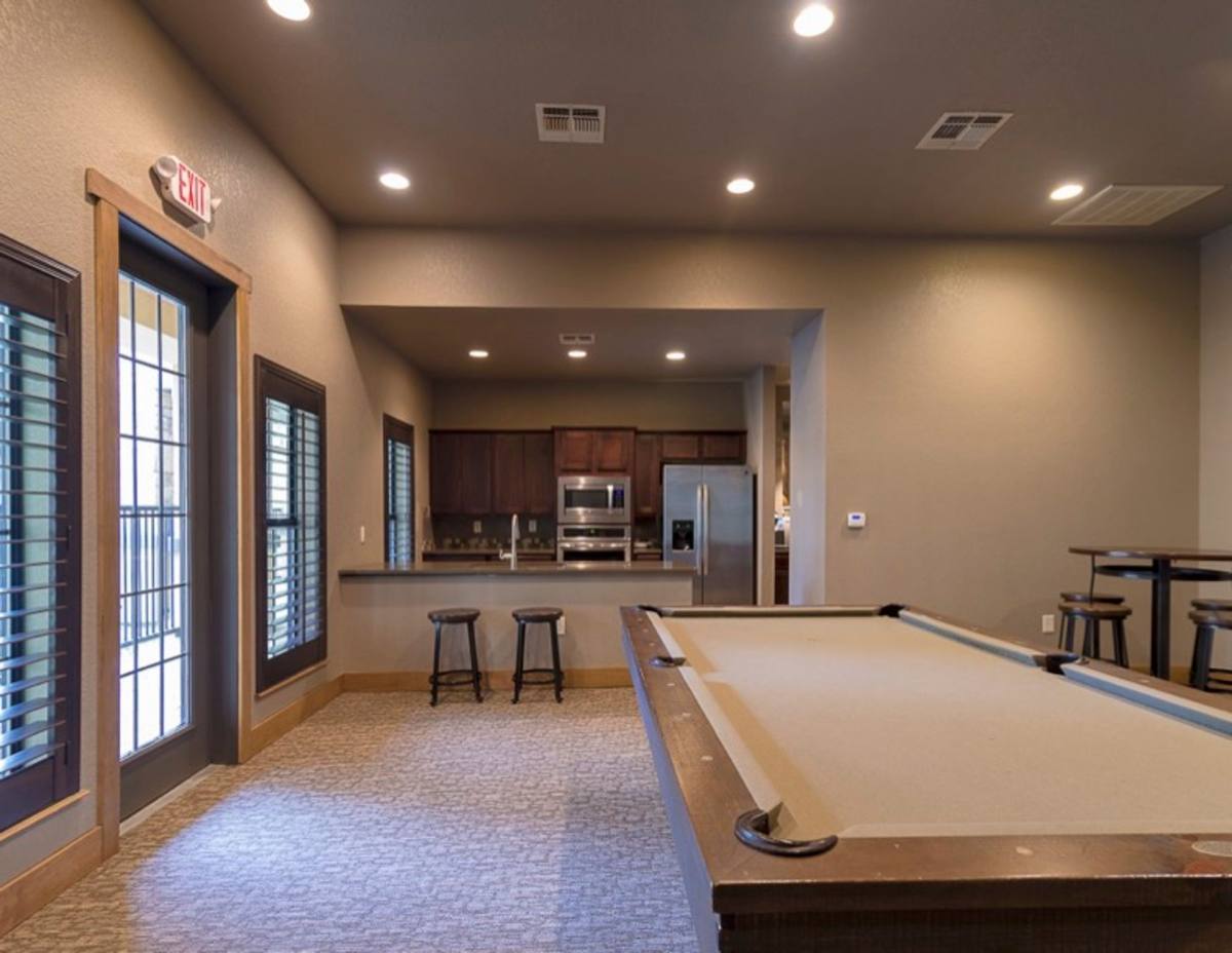 Apartment for rent at 1270 W Oaklawn Rd, Pleasanton, TX 78064