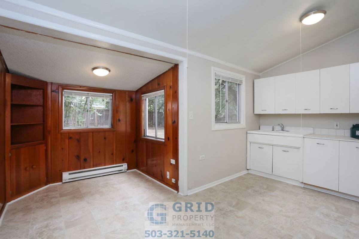 House for rent at 14429 SE Harrison St, Portland, OR 97233