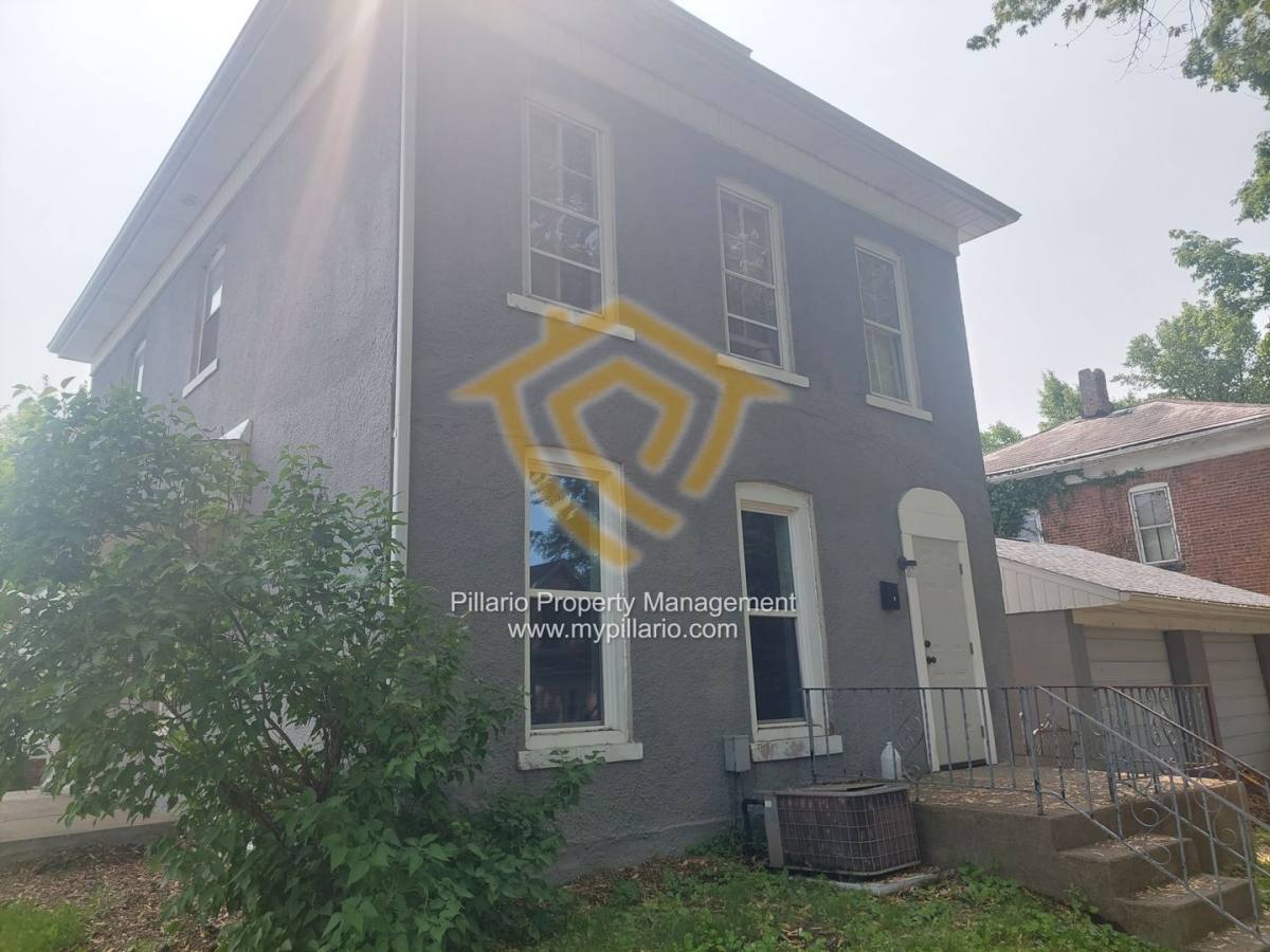 Apartment for rent at 631 Second St, Fort Wayne, IN 46808