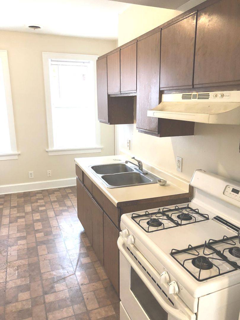 Apartment for rent at 421-425 W Washington St, Milwaukee, WI 53204