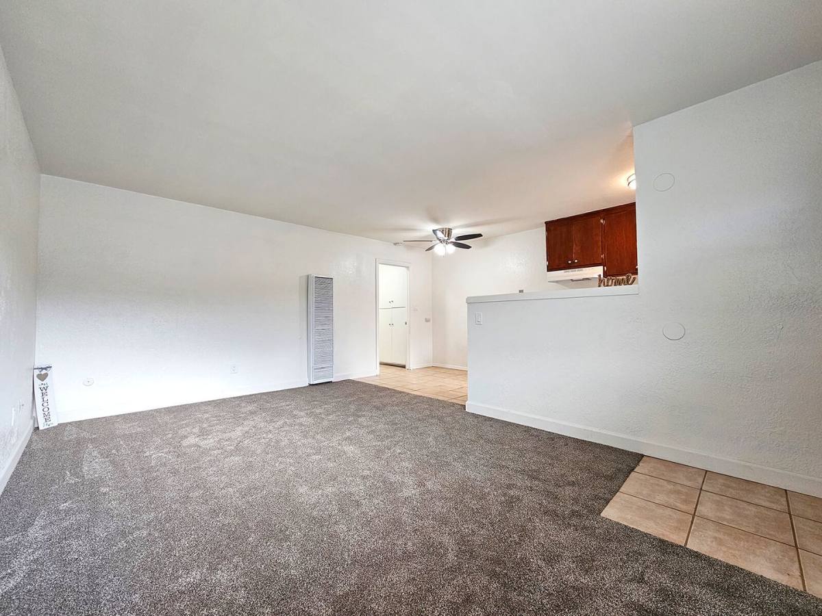Apartment for rent at 1121 E Washington Ave, El Cajon, CA 92019