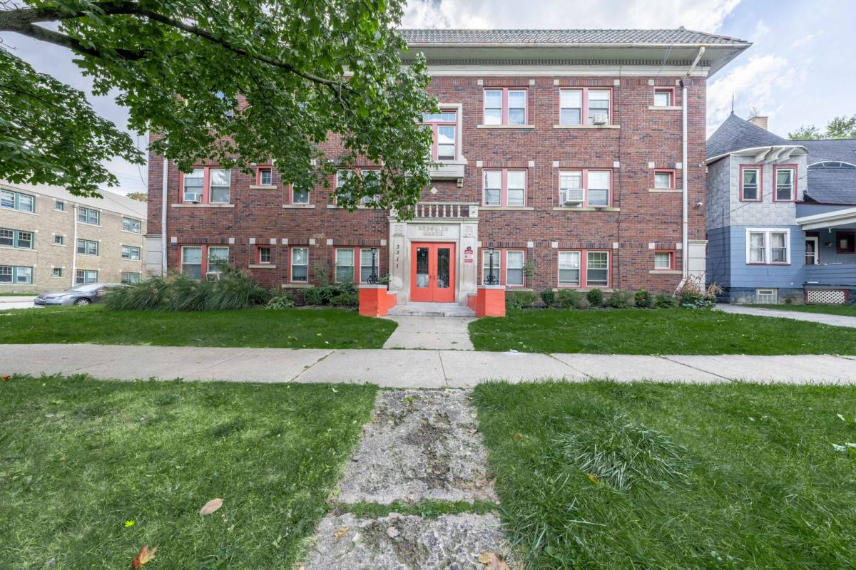 Apartment for rent at 3311 Archwood Ave, Cleveland, OH 44109