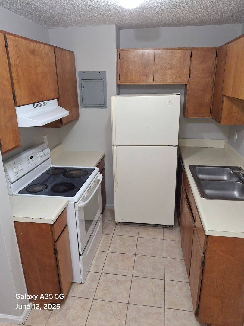 Apartment for rent at 5221-5313 Nevin Rd, Charlotte, NC 28269
