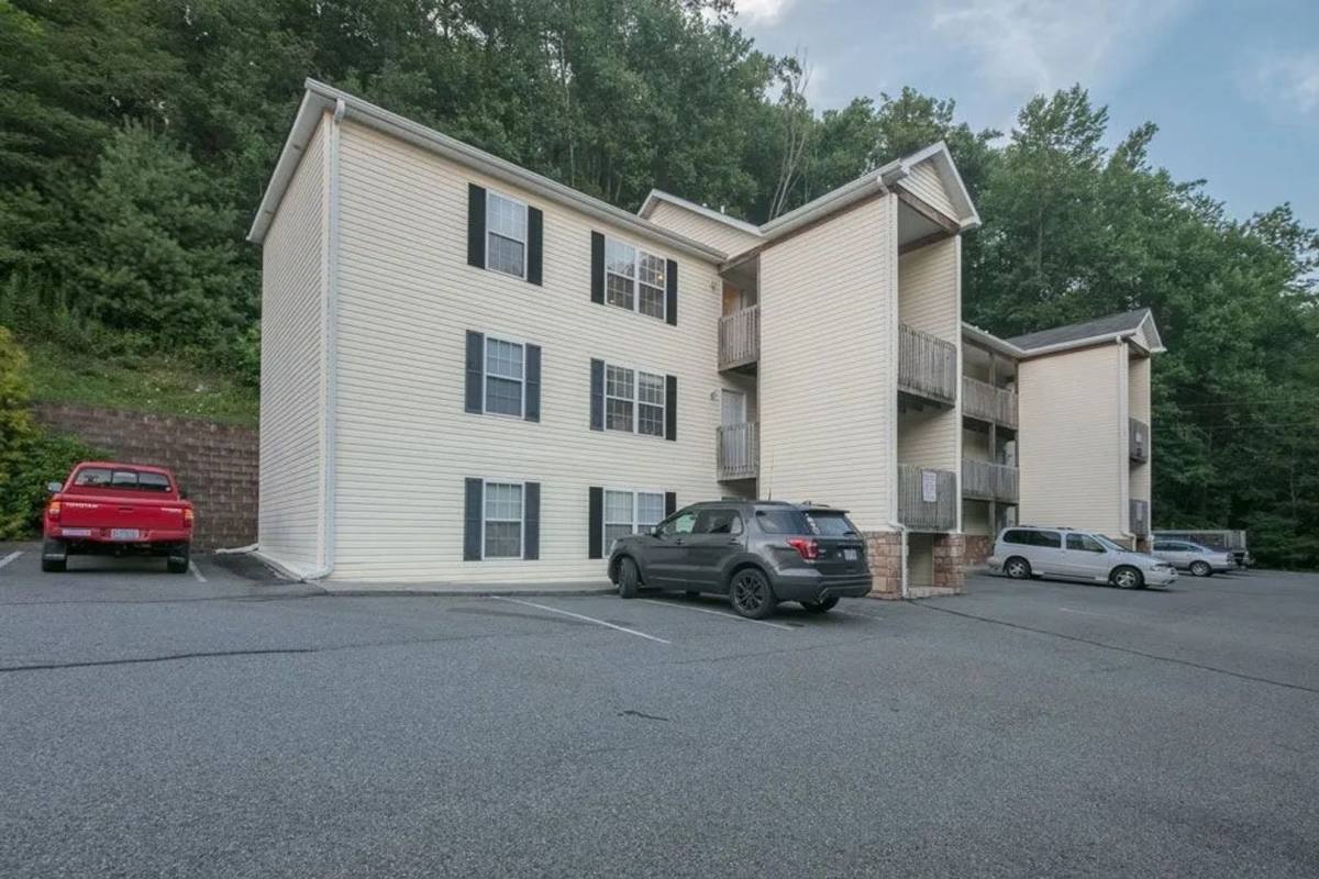 Apartment for rent at 1794 Poplar Grove Rd, Boone, NC 28607