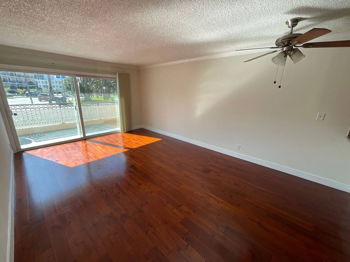 Apartment for rent at 1930 Ocean Ave, Santa Monica, CA 90405
