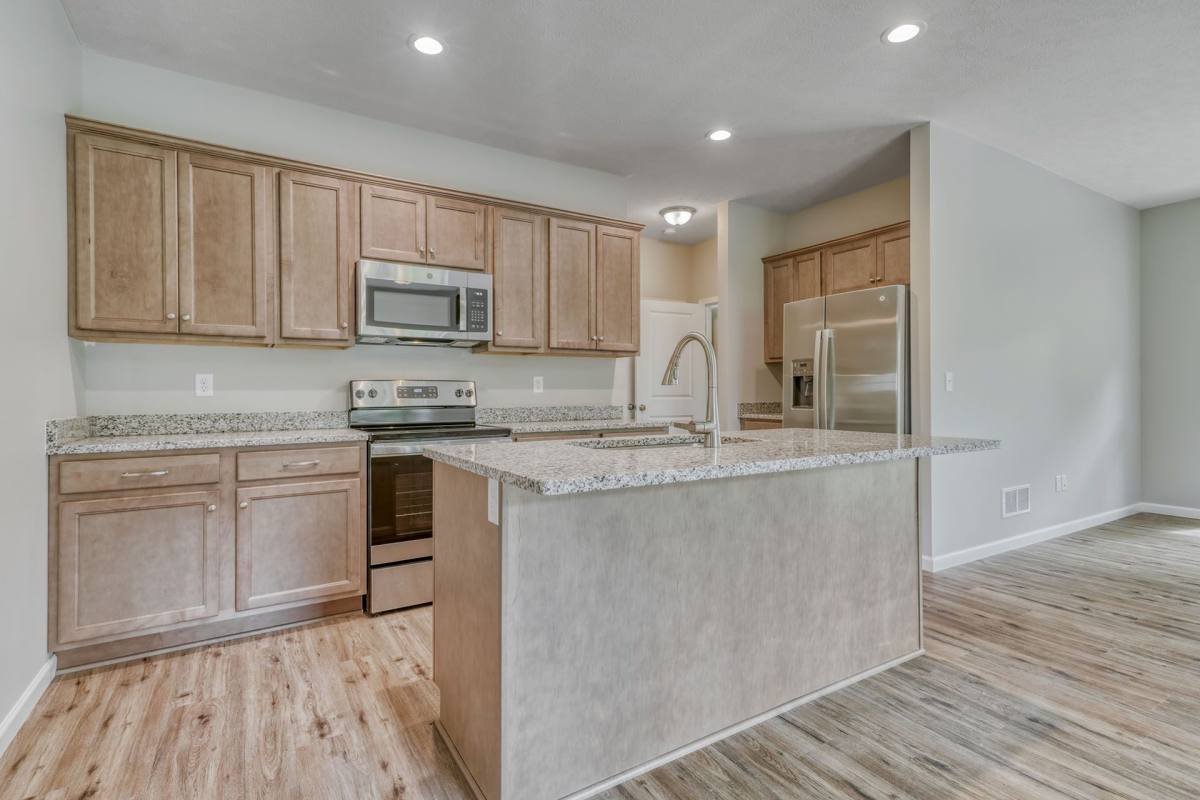 Townhouse for rent at 6186 Jackrabbit Trail, Ontario, NY 14519