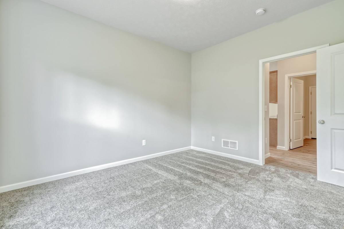 Townhouse for rent at 6186 Jackrabbit Trail, Ontario, NY 14519
