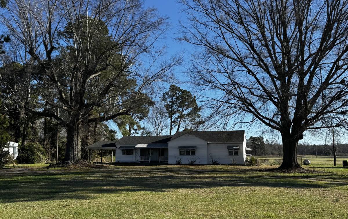 House for rent at 5970 US-Highway 17N, Vanceboro, NC 28586