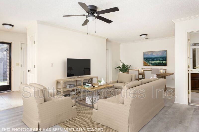 Apartment for rent at 2424 Roberts Lane #C-25, Florence, AL 35630