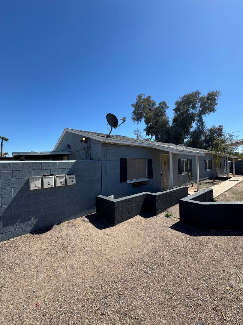Apartment for rent at 1821 E Virginia, Phoenix, AZ 85006